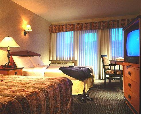 Four Points By Sheraton Hotel & Suites Calgary West Quarto foto
